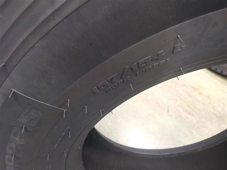315/80r22.5 Traction Tire